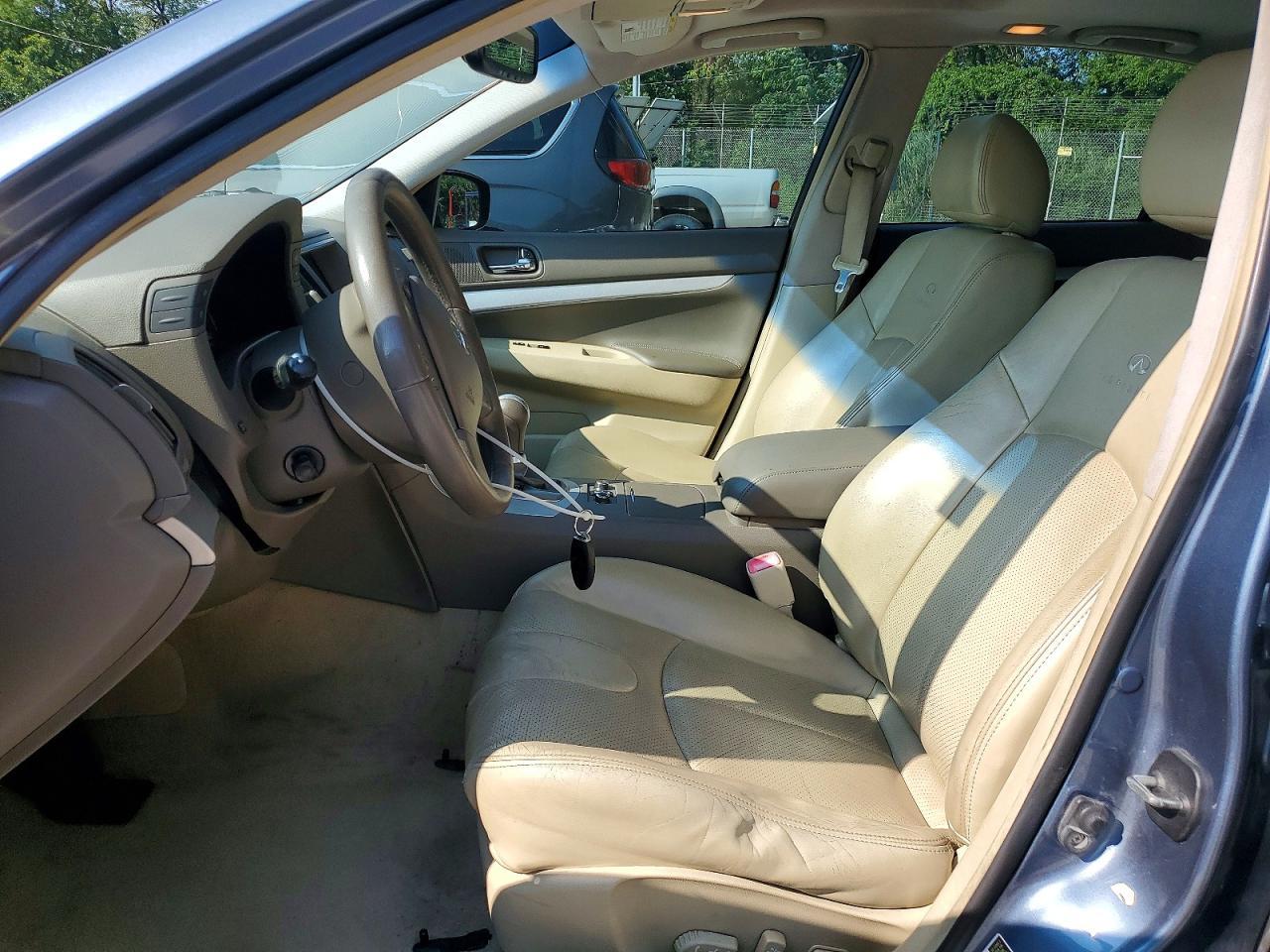 2009 Infiniti G37 Sedan X - Image 7