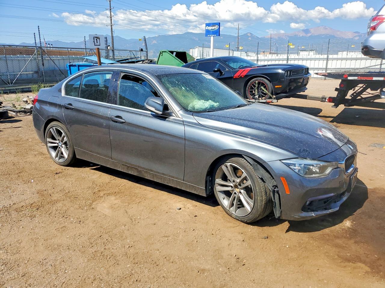 2018 BMW 330 Xi - Фото 4