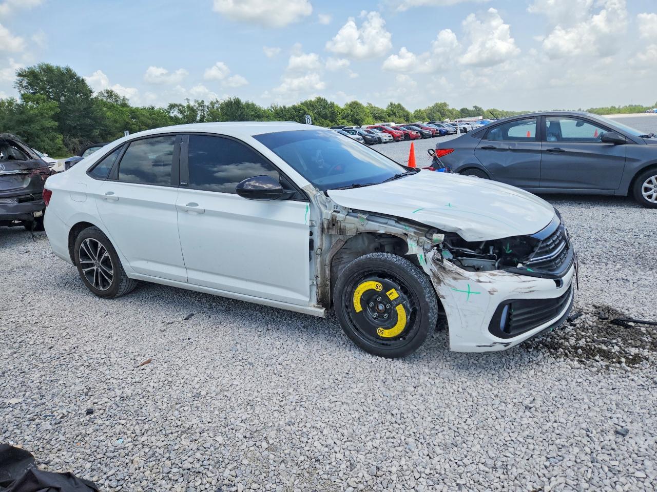 2024 Volkswagen Jetta Sport - Image 4