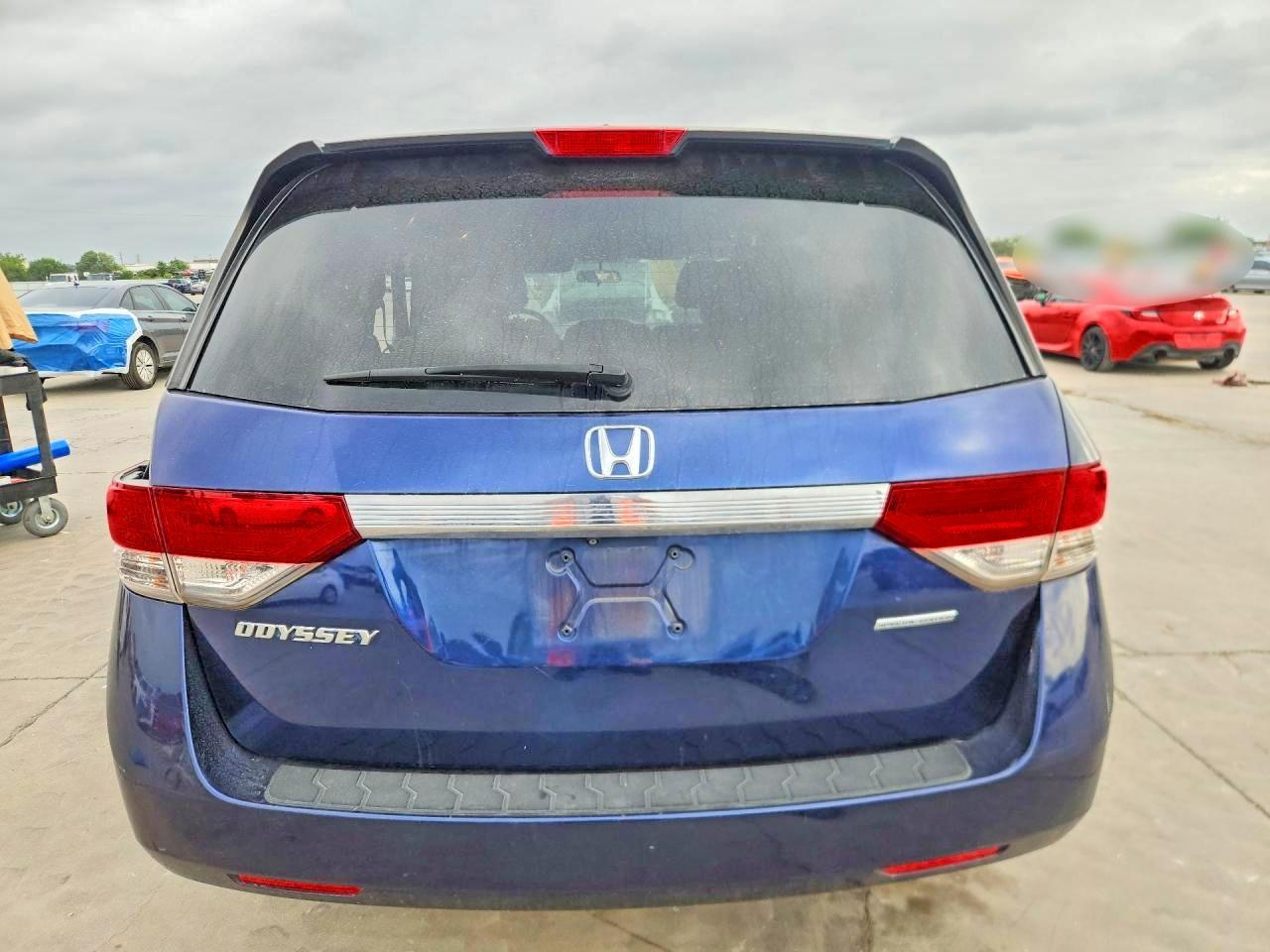 2016 Honda Odyssey Se - Image 6