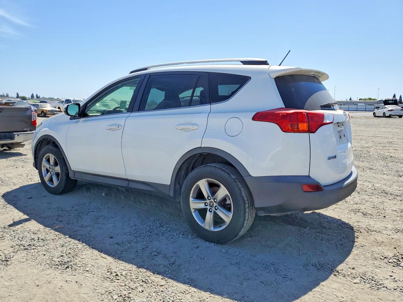 2015 Toyota Rav4 Xle - Фото 2