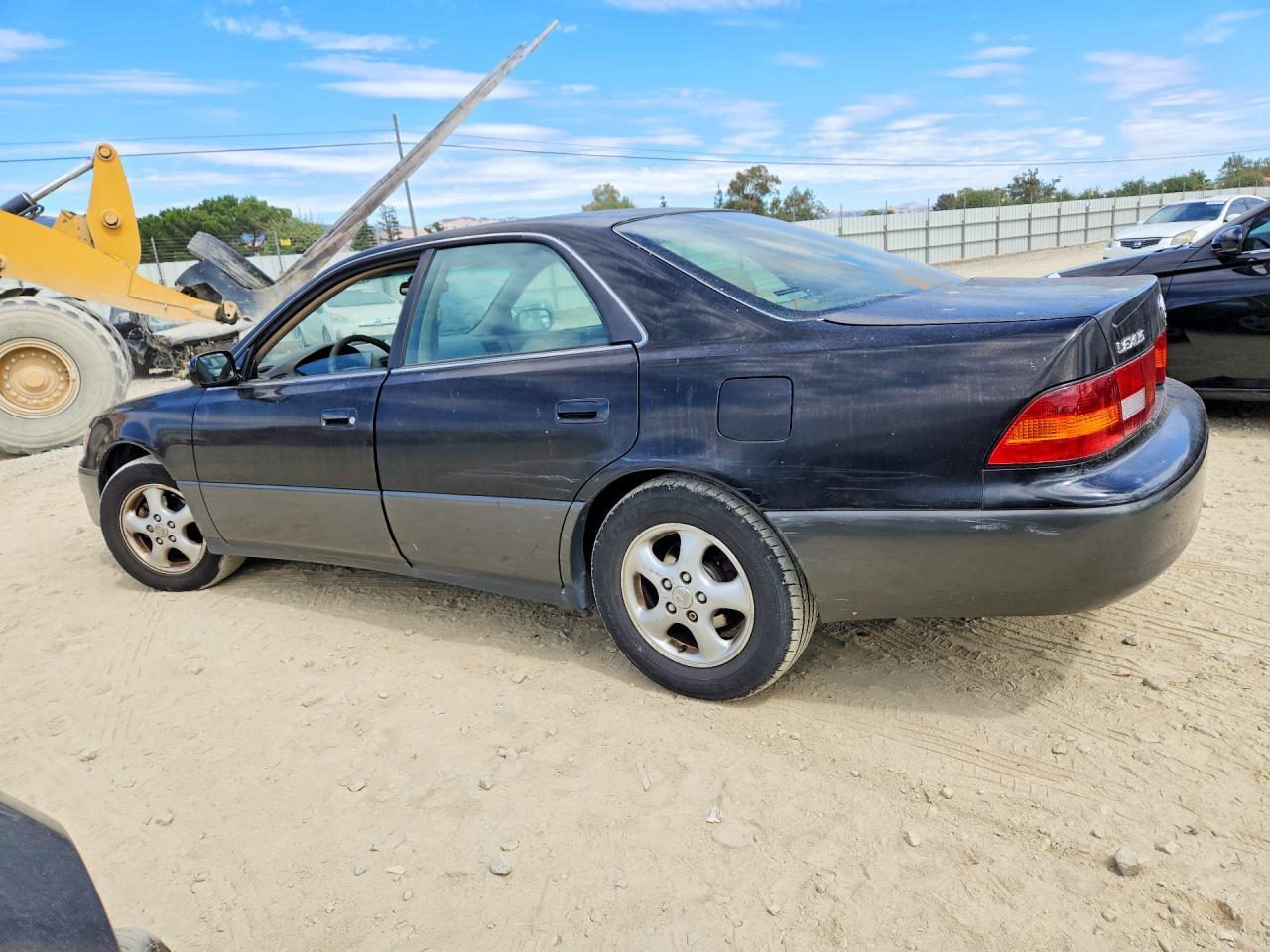 1999 Lexus Es 300 - Фото 2