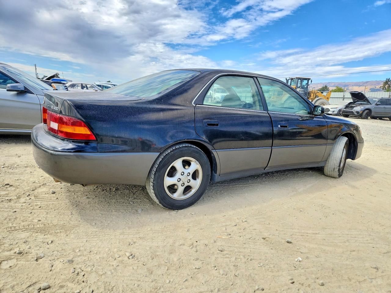 1999 Lexus Es 300 - Фото 3