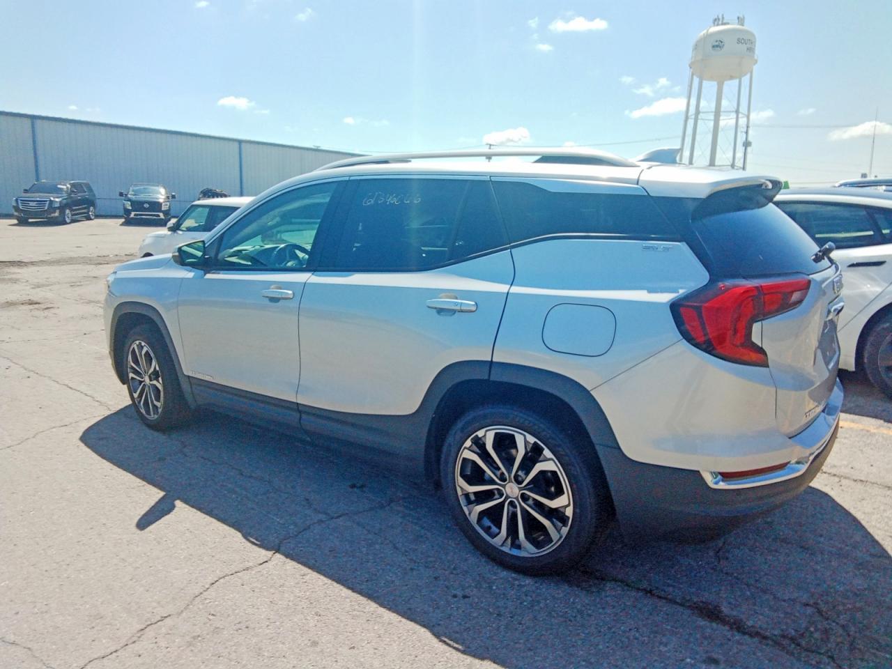 2021 GMC Terrain Slt - Фото 2