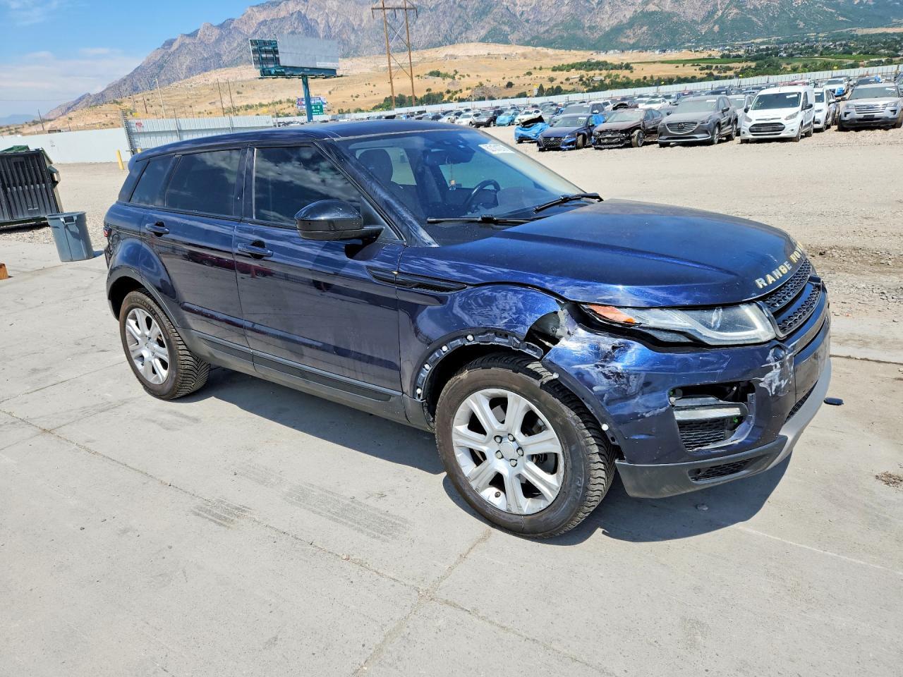 2017 Land Rover Range Rover Evoque Se - Image 4