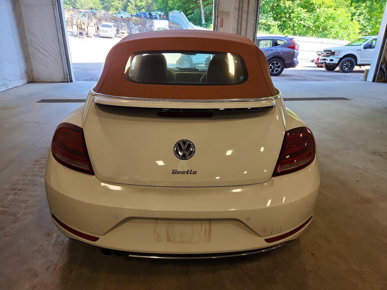 2019 Volkswagen Beetle S - Image 6
