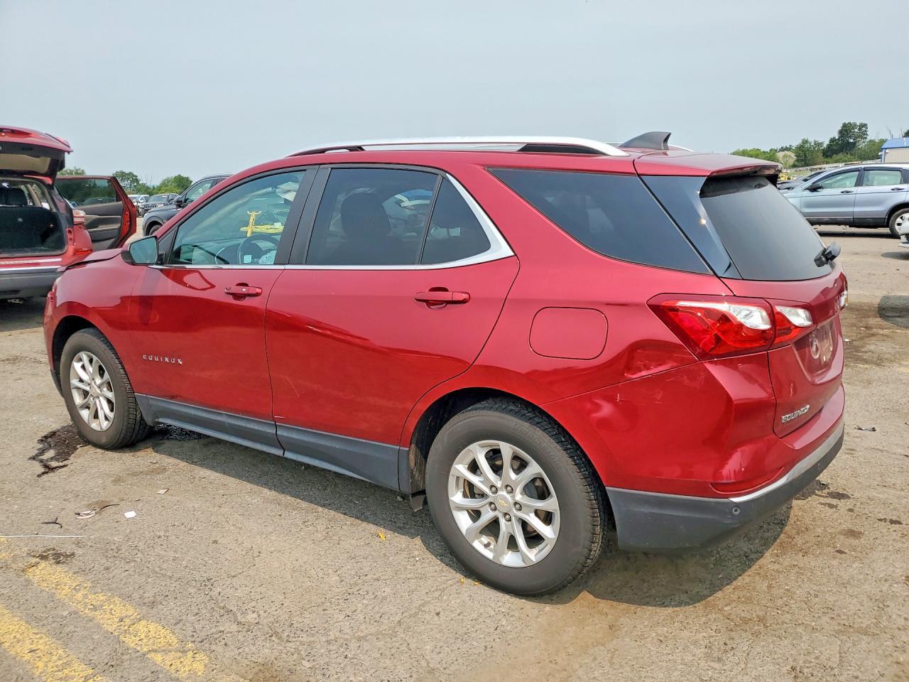 2021 Chevrolet Equinox Lt - Фото 2