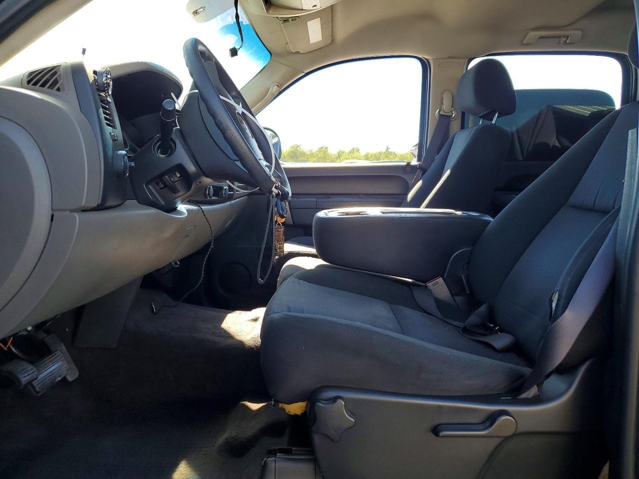 2011 GMC Sierra C1500 Sl - Image 7