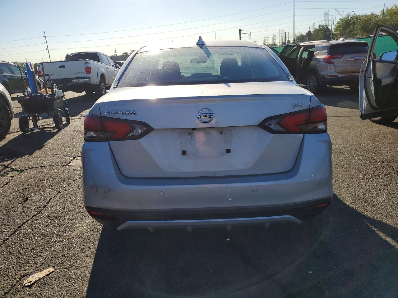 2020 Nissan Versa Sv - Фото 6