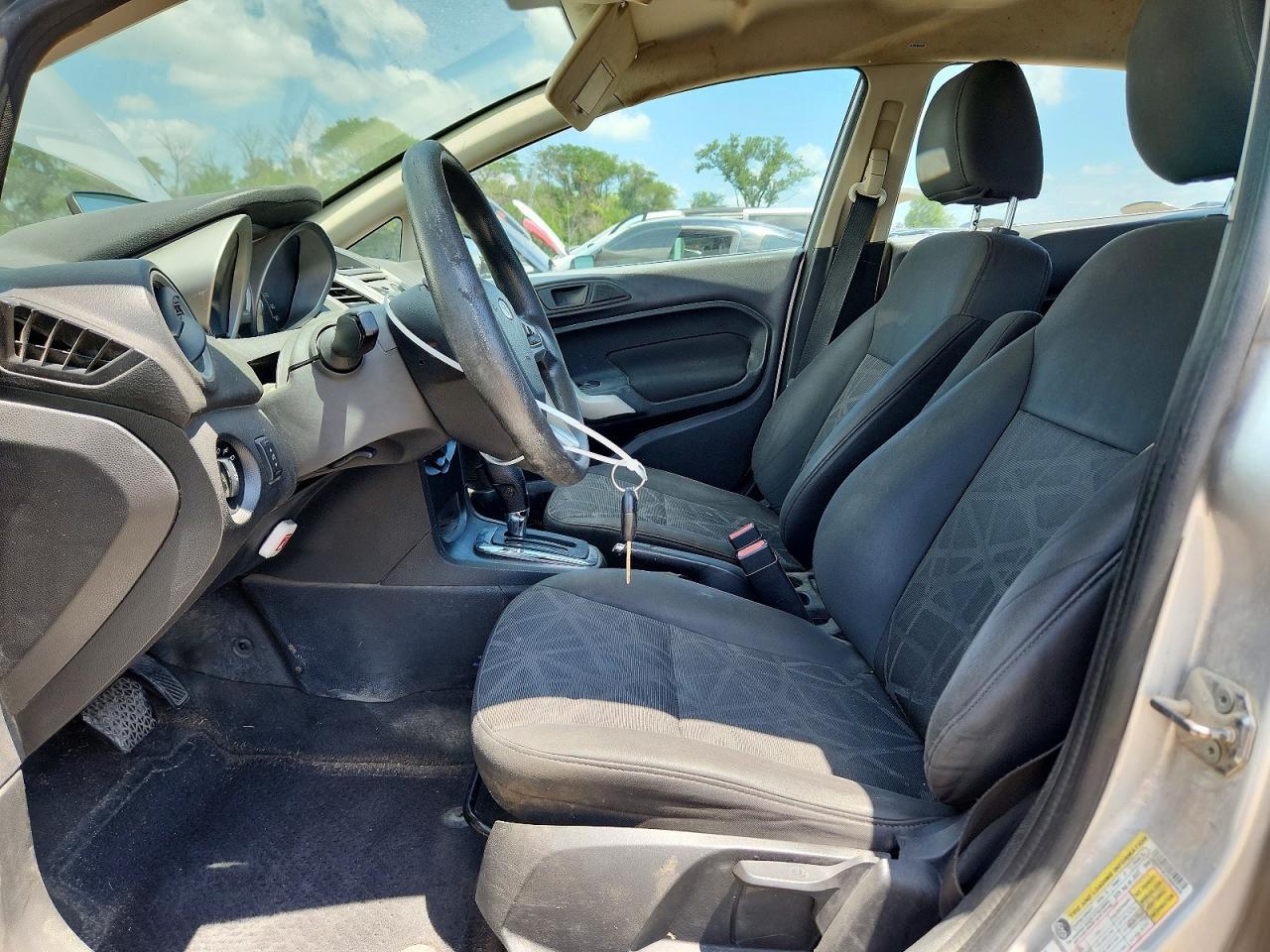 2013 Ford Fiesta Se - Image 7
