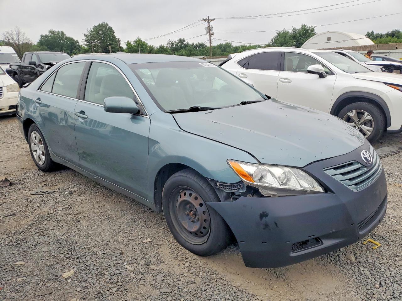 2009 Toyota Camry Le - Image 4
