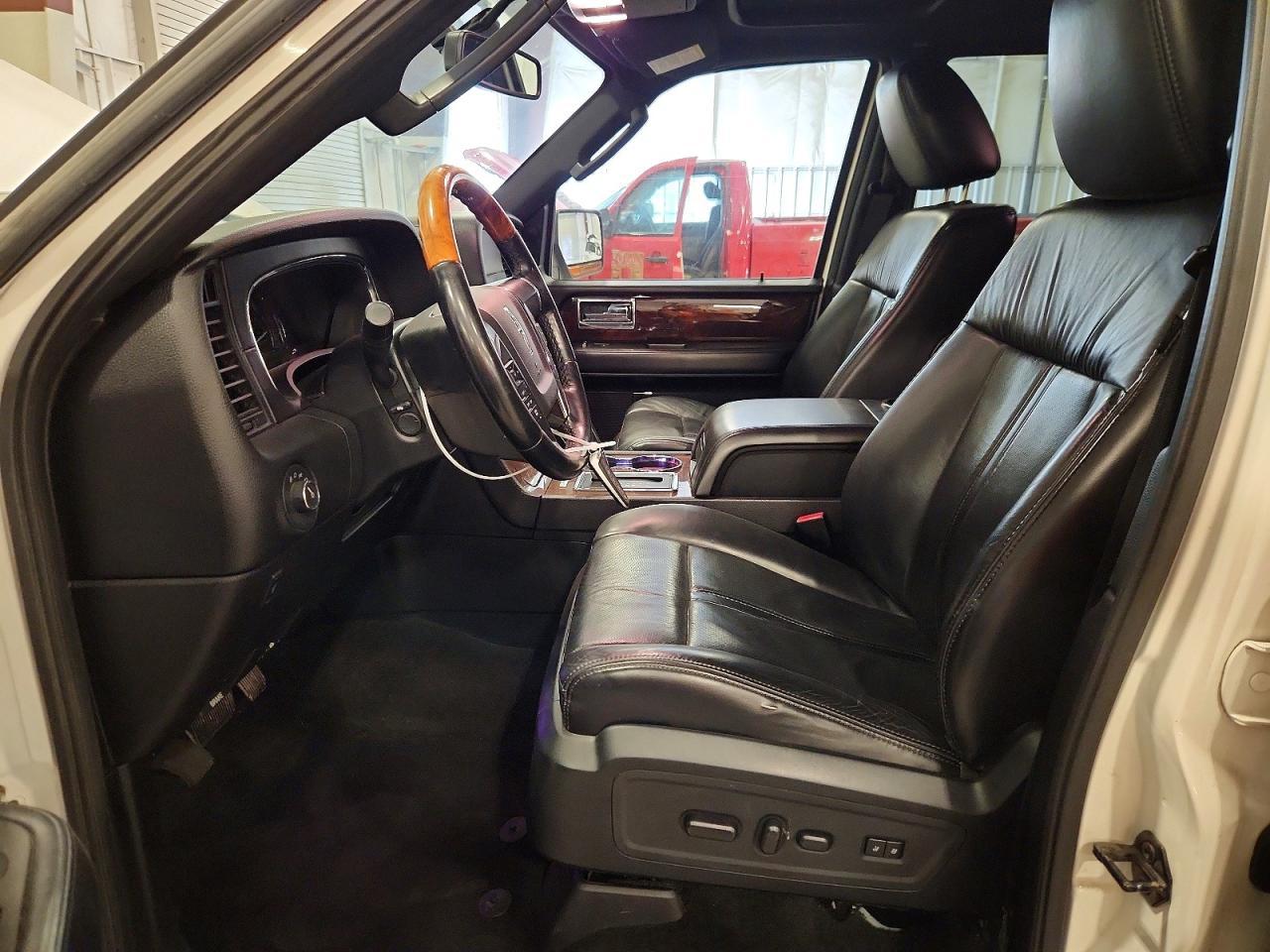 2016 Lincoln Navigator L Select - Image 7