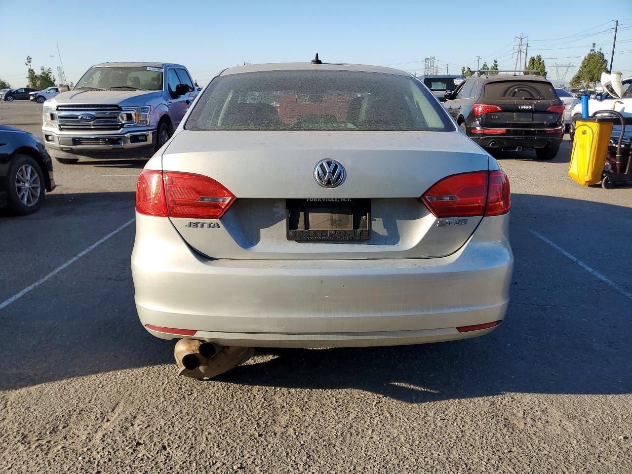 2012 Volkswagen Jetta Se - Фото 6