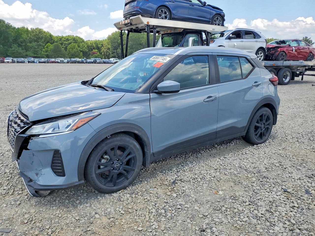 2024 Nissan Kicks Sv