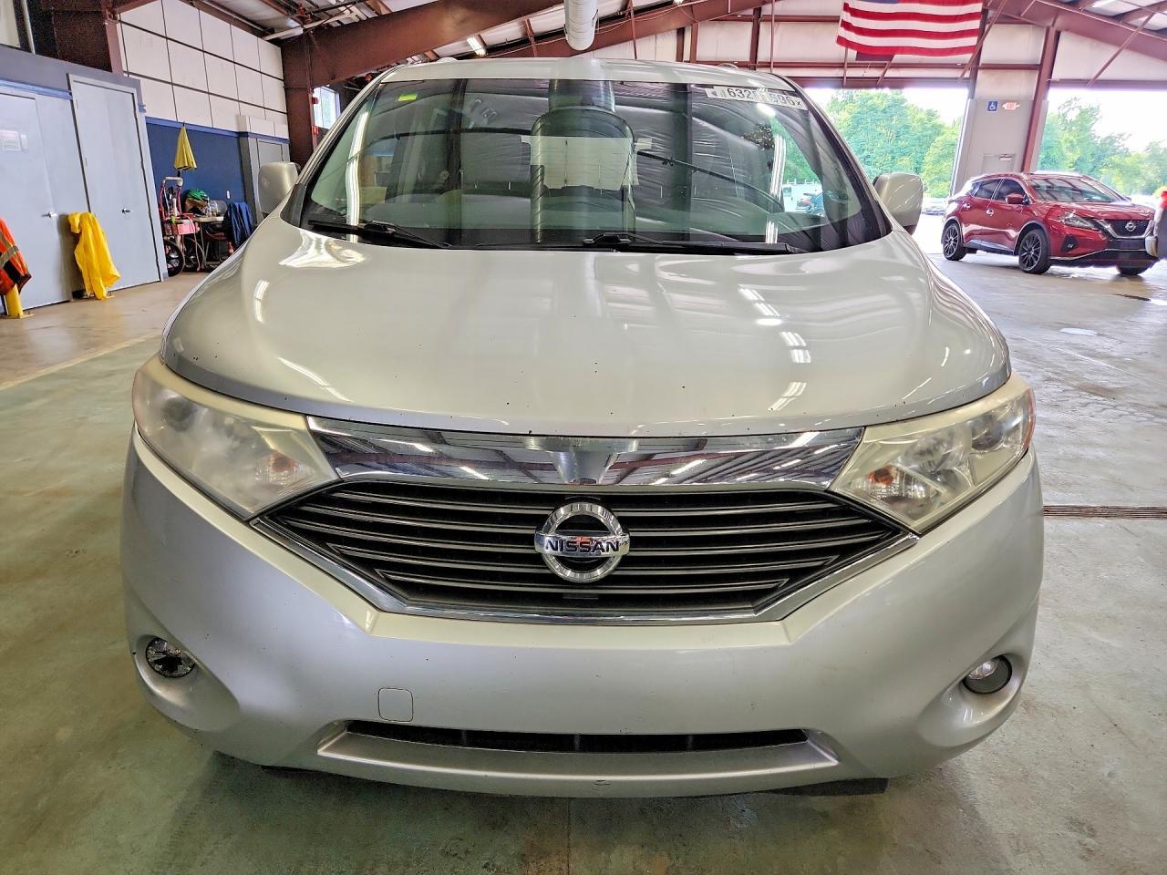 2016 Nissan Quest - Image 5