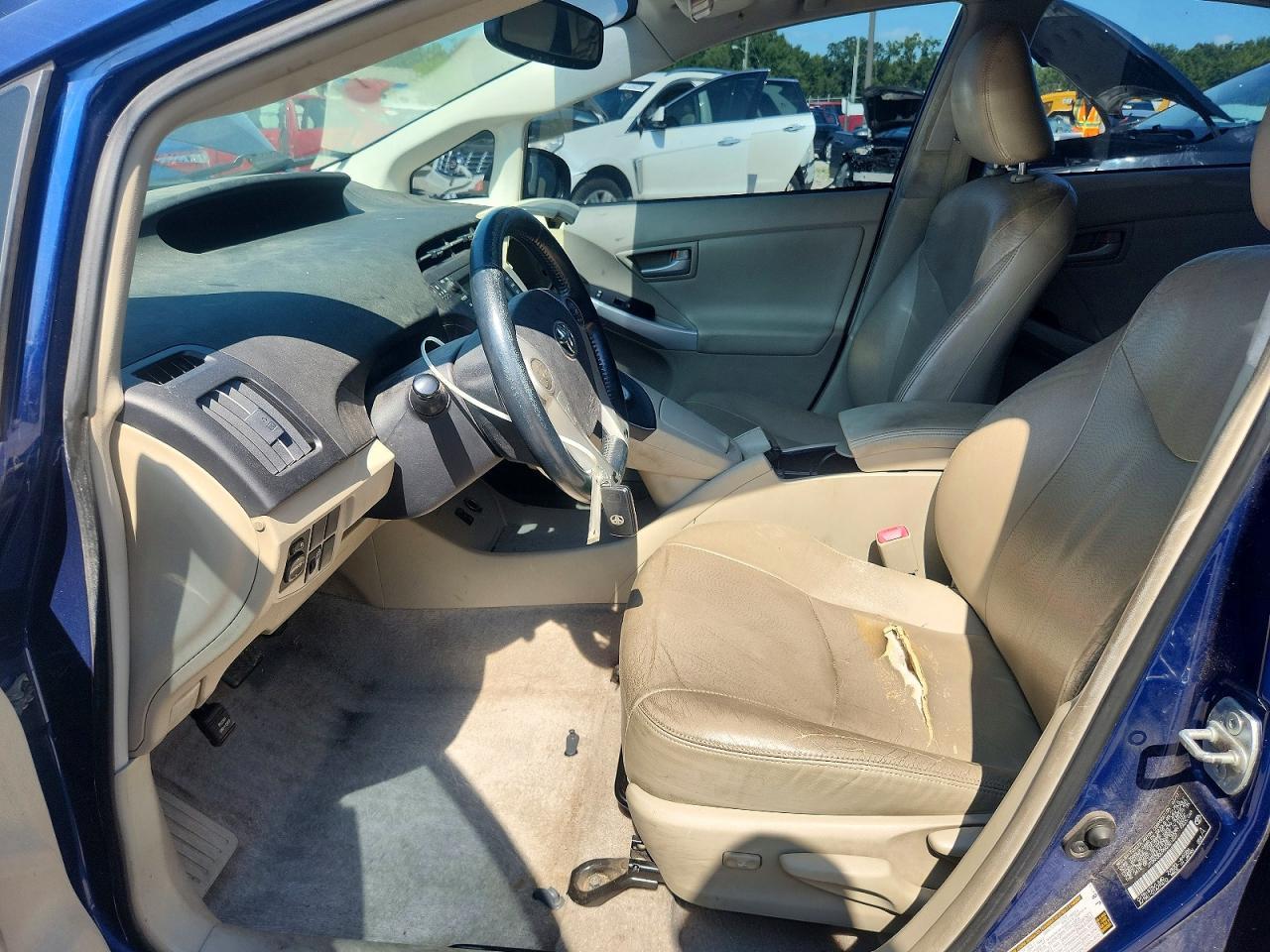2011 Toyota Prius Four - Фото 7
