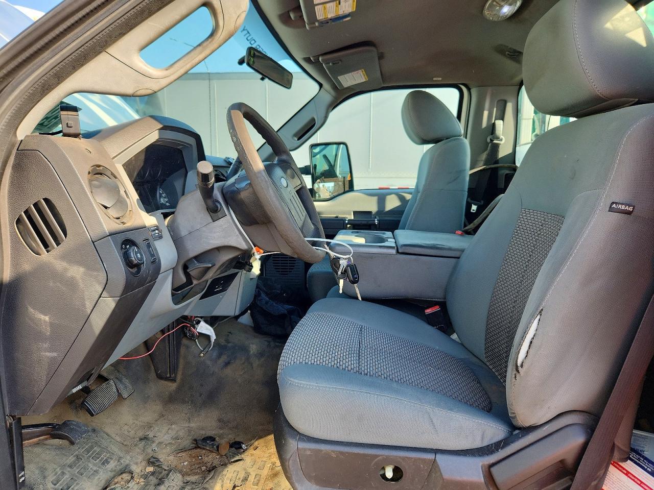 2012 Ford F450 Super - Bucket Truck - Фото 7