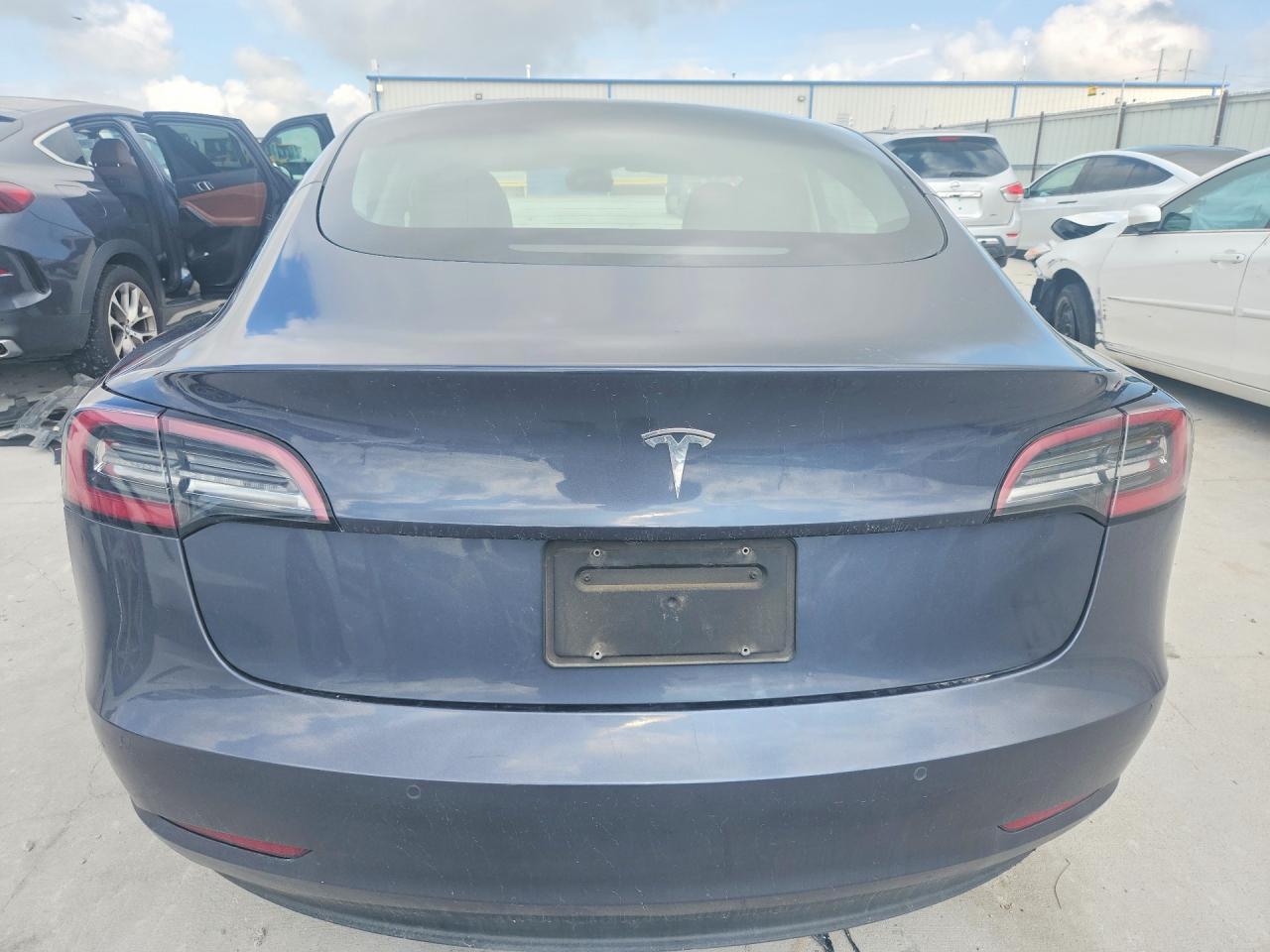 2021 Tesla Model 3 - Image 6