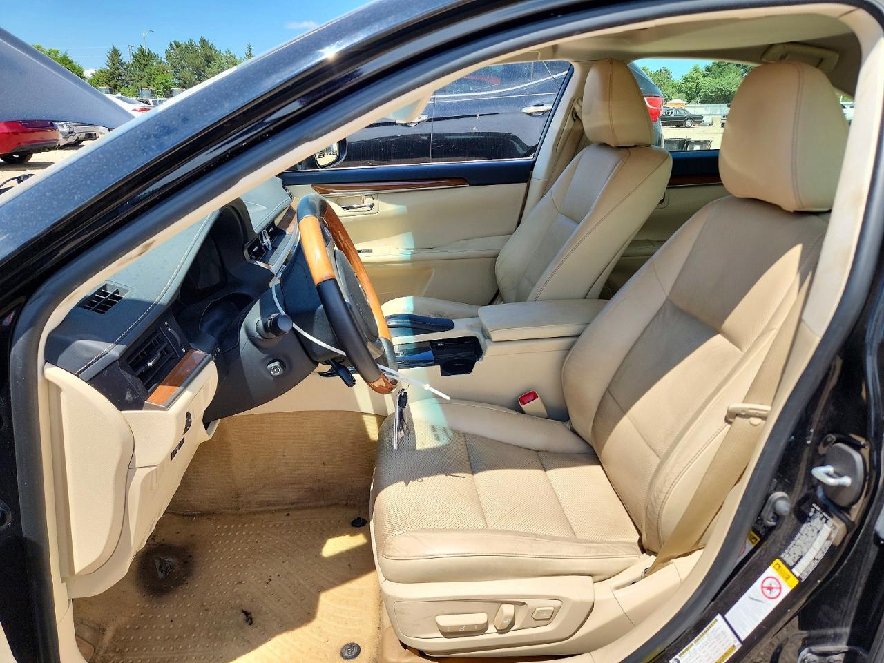 2014 Lexus Es 300H - Image 7