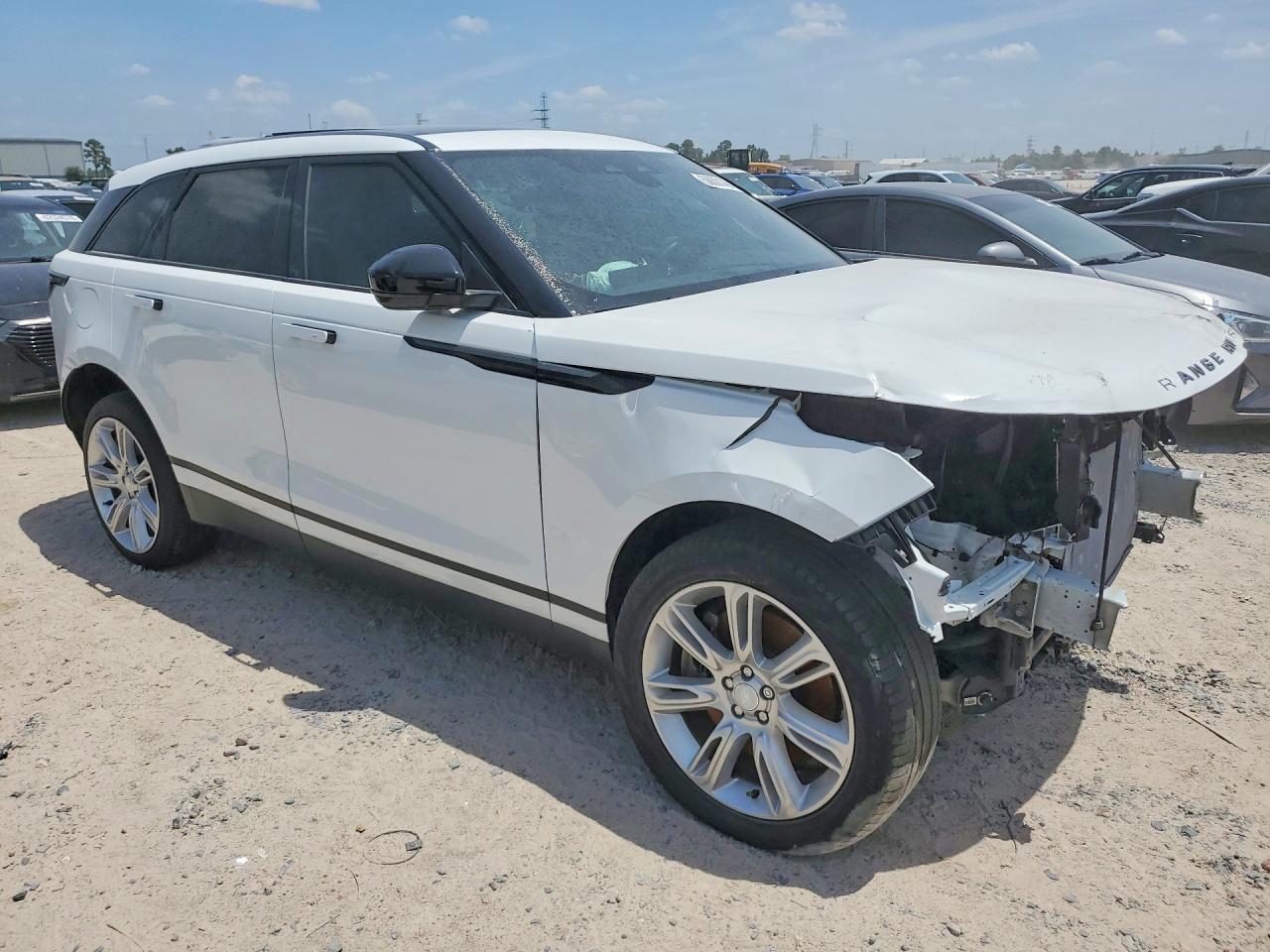 2026 Land Rover Range Rover Velar S - Image 4