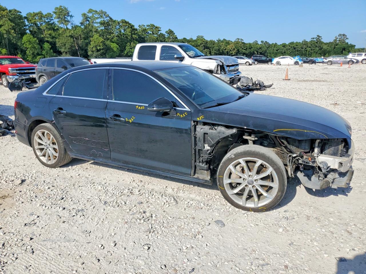 2019 Audi A4 Premium - Фото 4