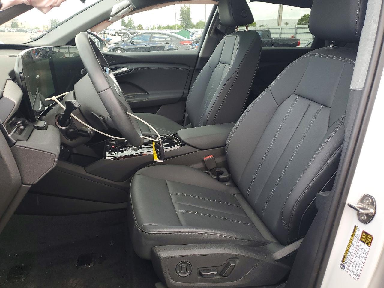 2025 Audi Q6 E-Tron Premium - Фото 7