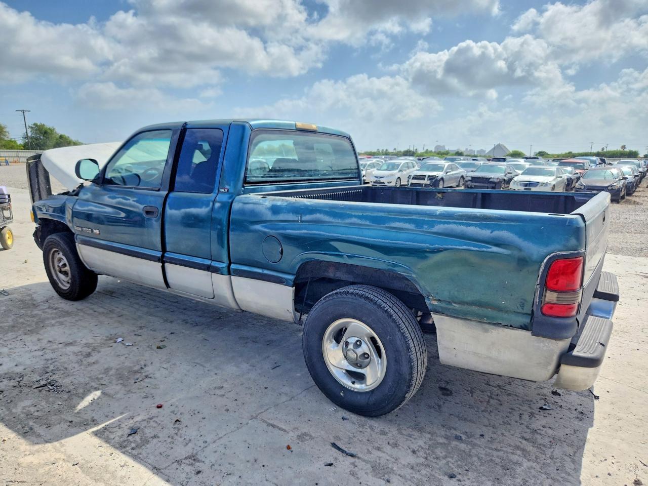 1998 Dodge Ram 1500 - Фото 2