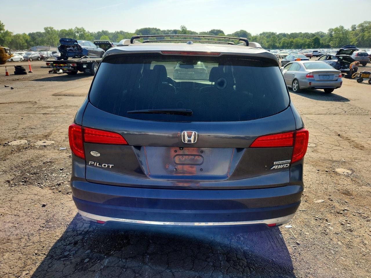 2016 Honda Pilot Touring - Image 6