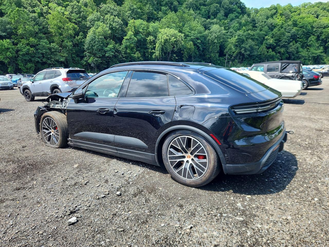 2025 Porsche Macan 4S - Фото 2