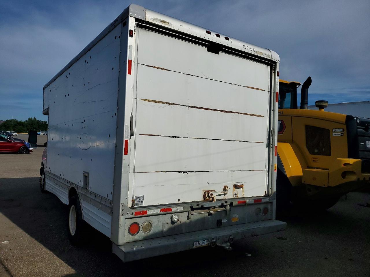2006 Ford E450 Box Truck - Image 6