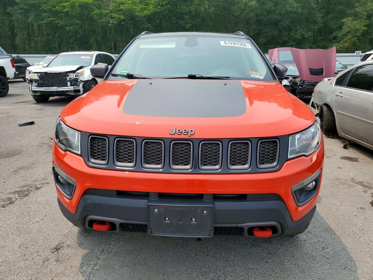 2018 Jeep Compass Trailhawk - Image 5