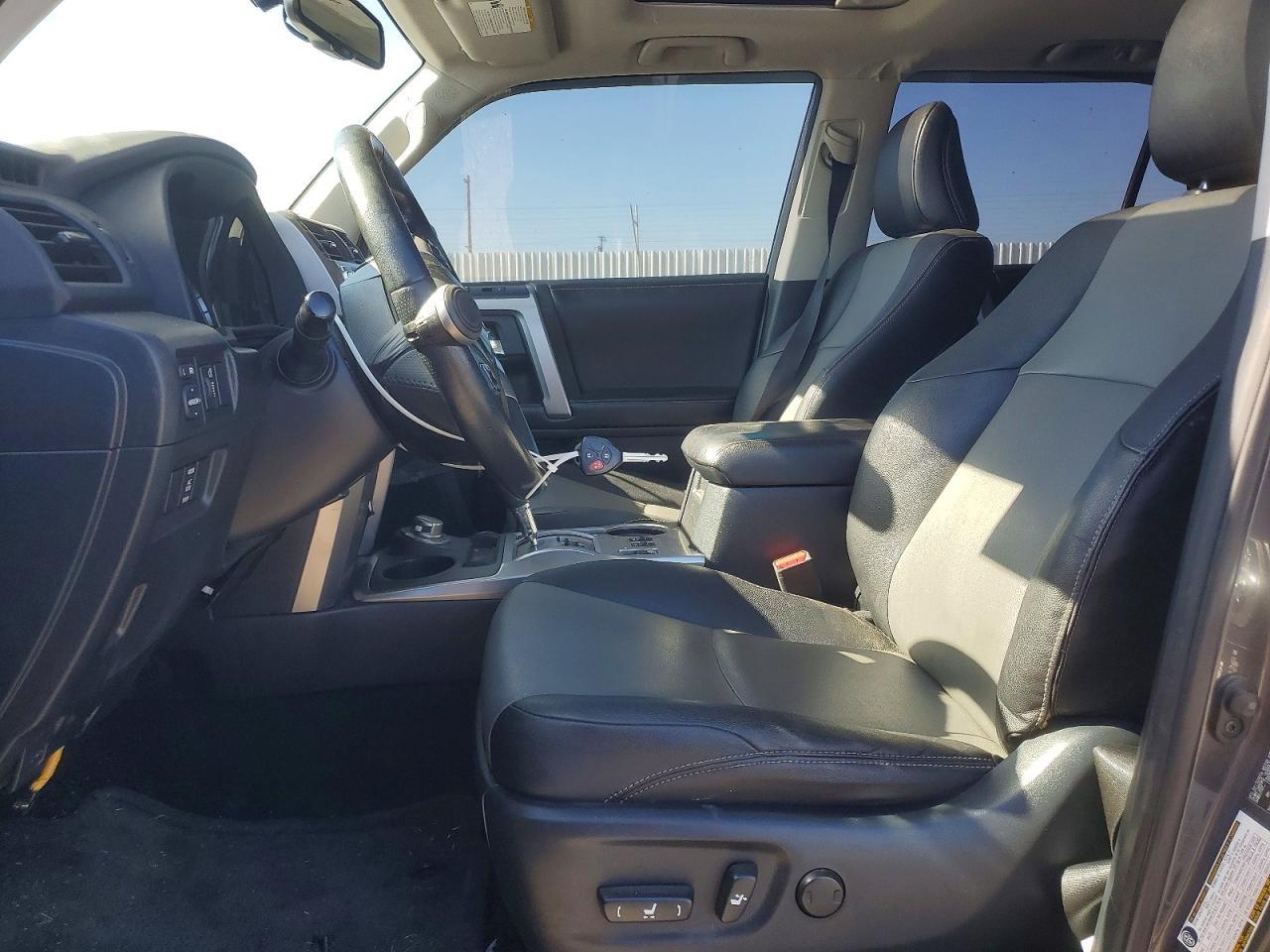 2016 Toyota 4Runner Sr5 Premium - Image 7