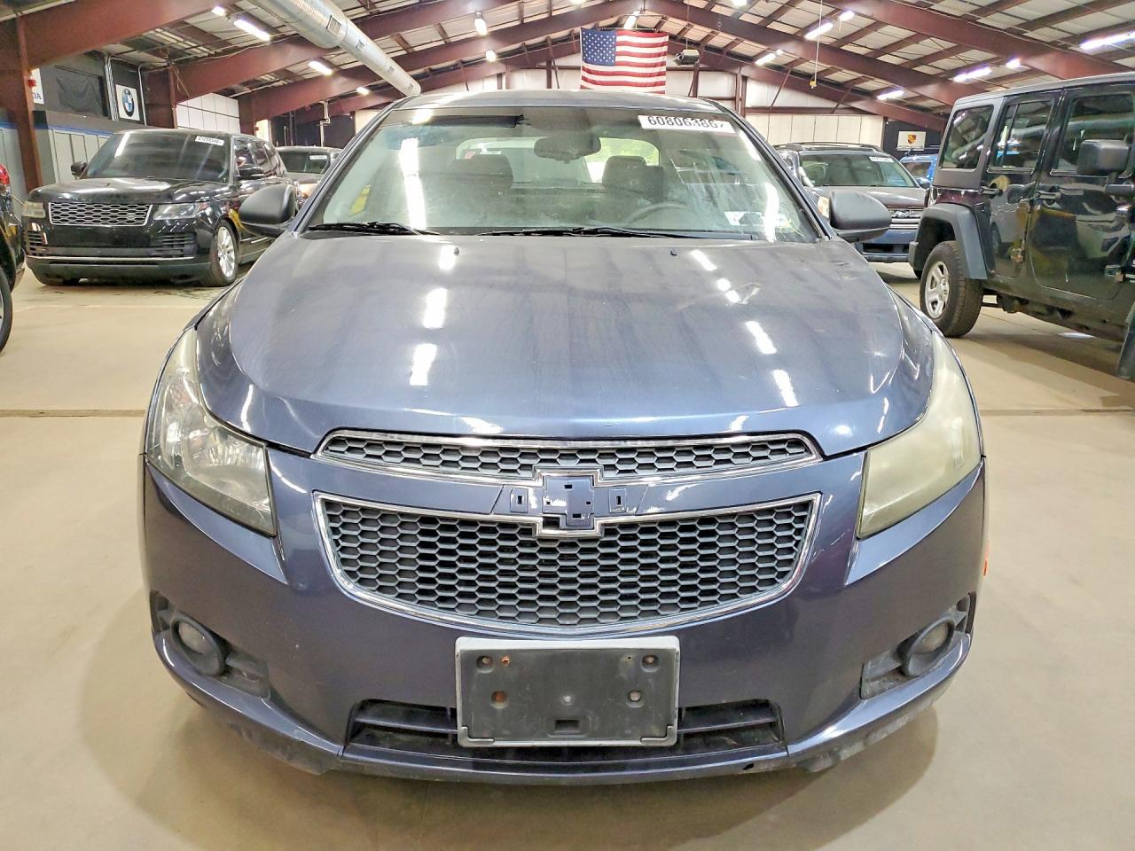 2013 Chevrolet Cruze Ls - Image 5