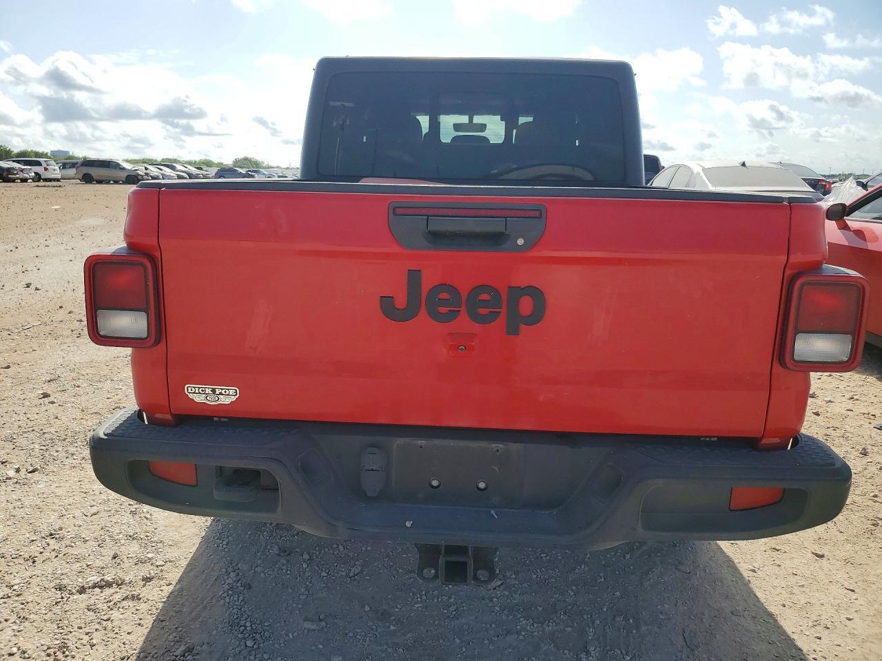 2023 Jeep Gladiator Sport - Image 6
