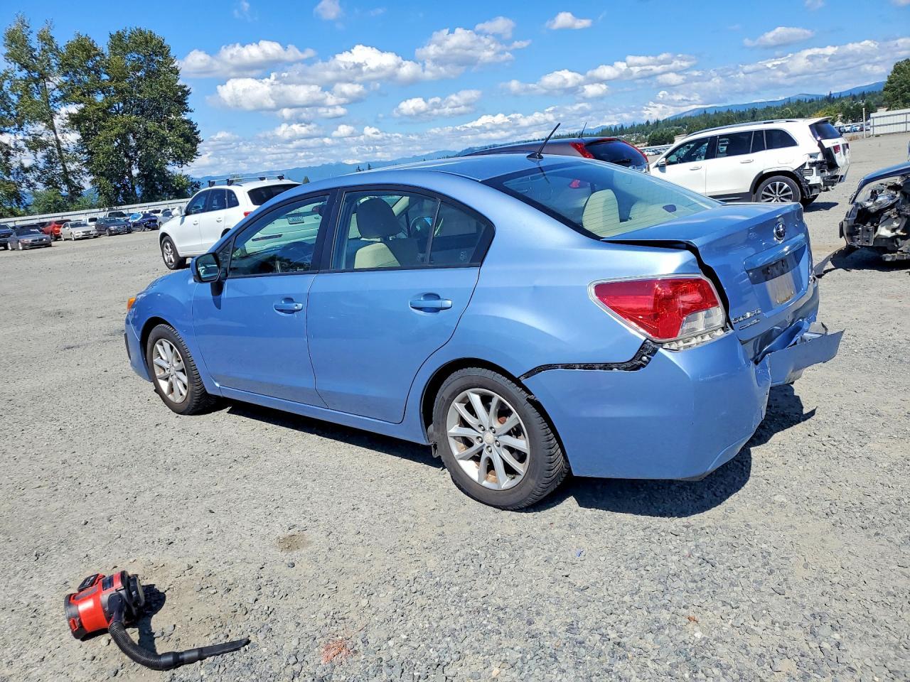 2012 Subaru Impreza Premium - Фото 2