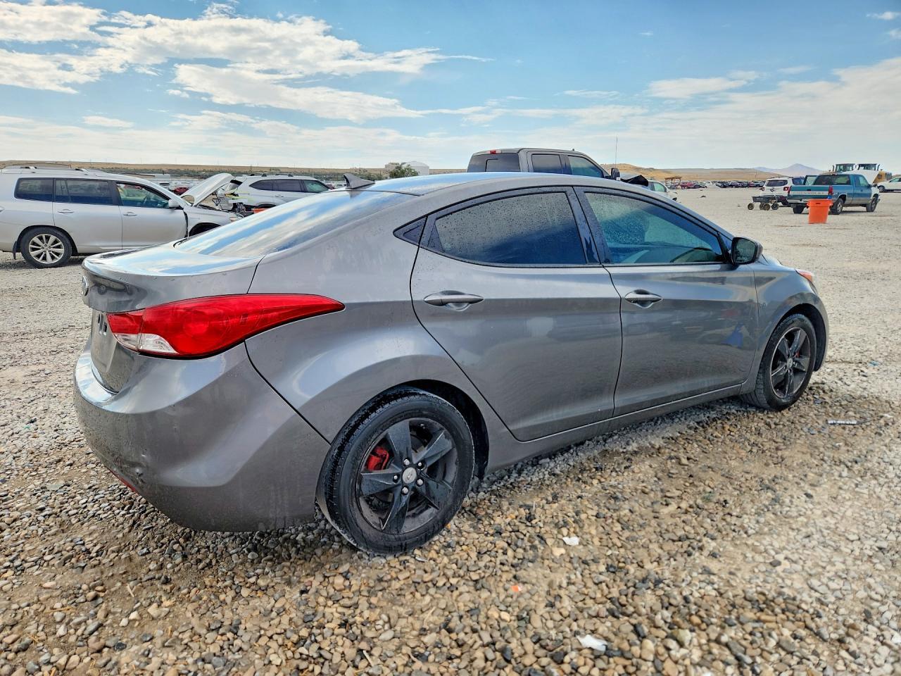 2013 Hyundai Elantra Gls - Image 3
