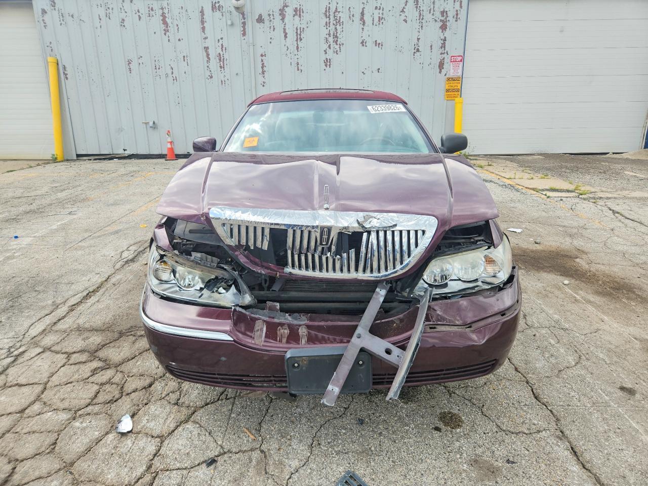 2006 Lincoln Town Car Signature Limited - Фото 5