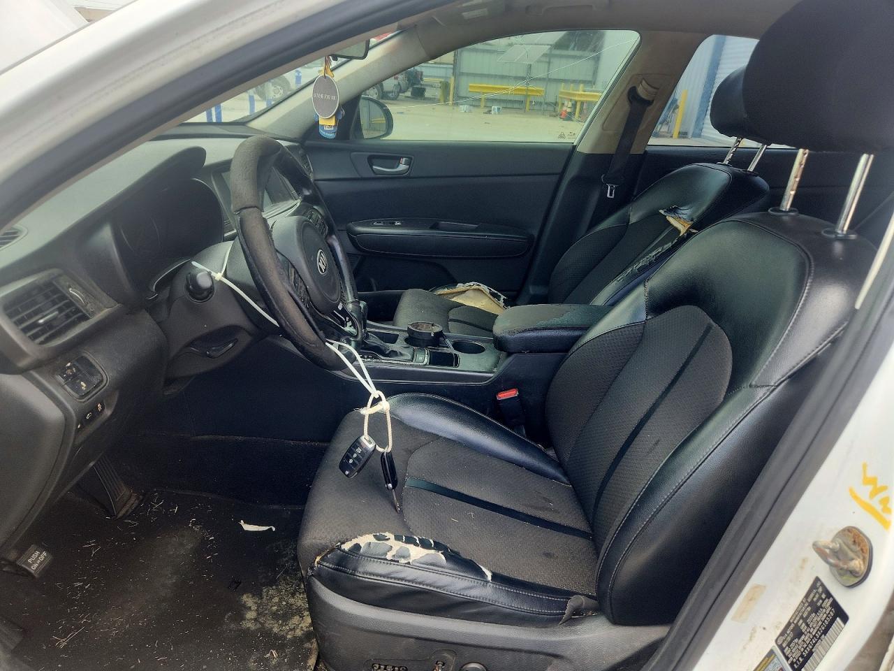 2018 Kia Optima S - Image 7