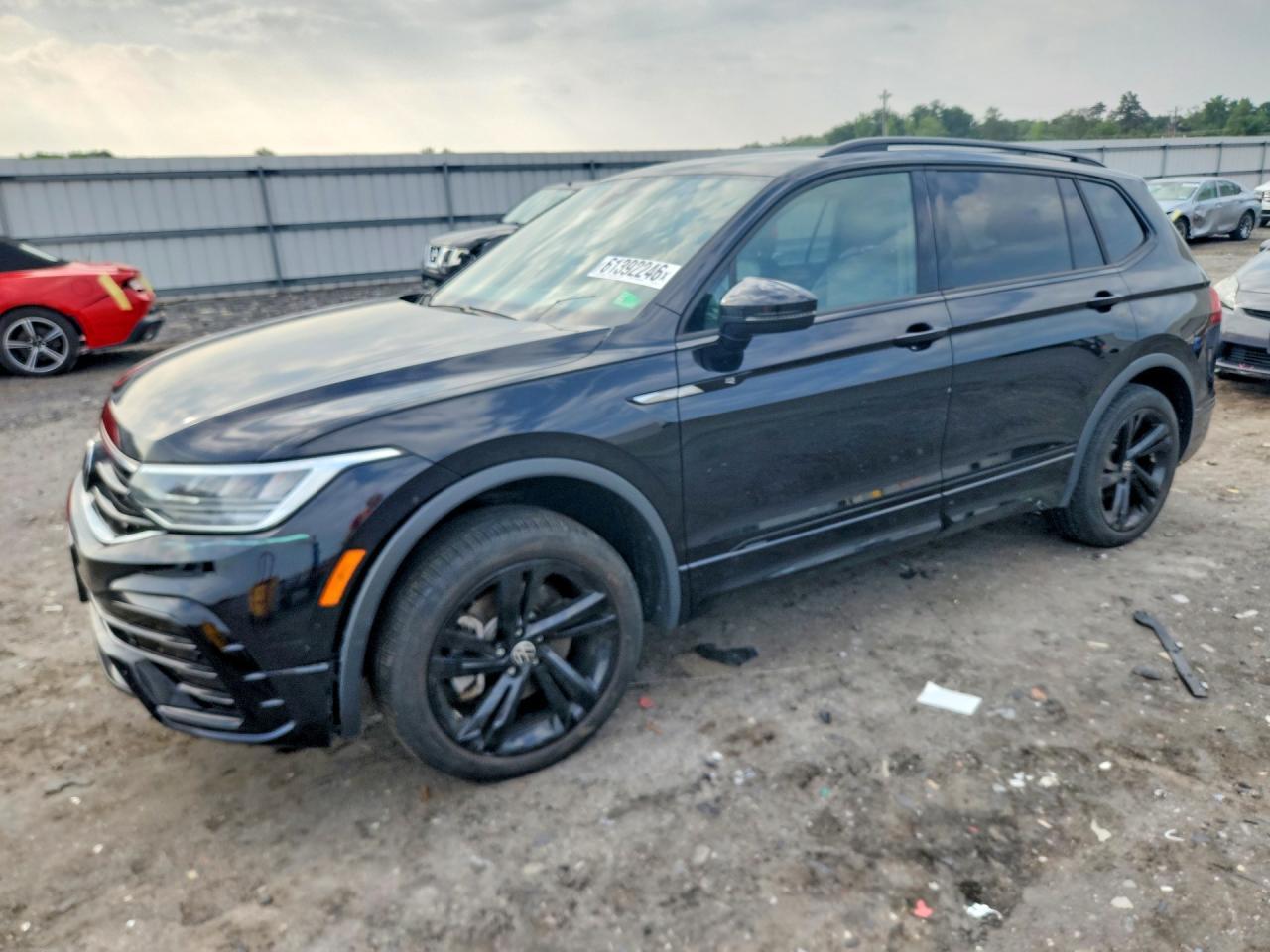 2023 Volkswagen Tiguan Se R-Line Black