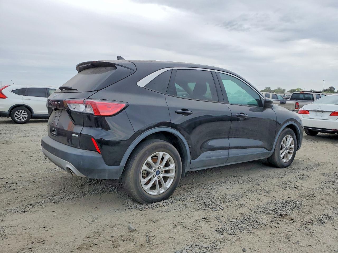 2020 Ford Escape Se - Фото 3