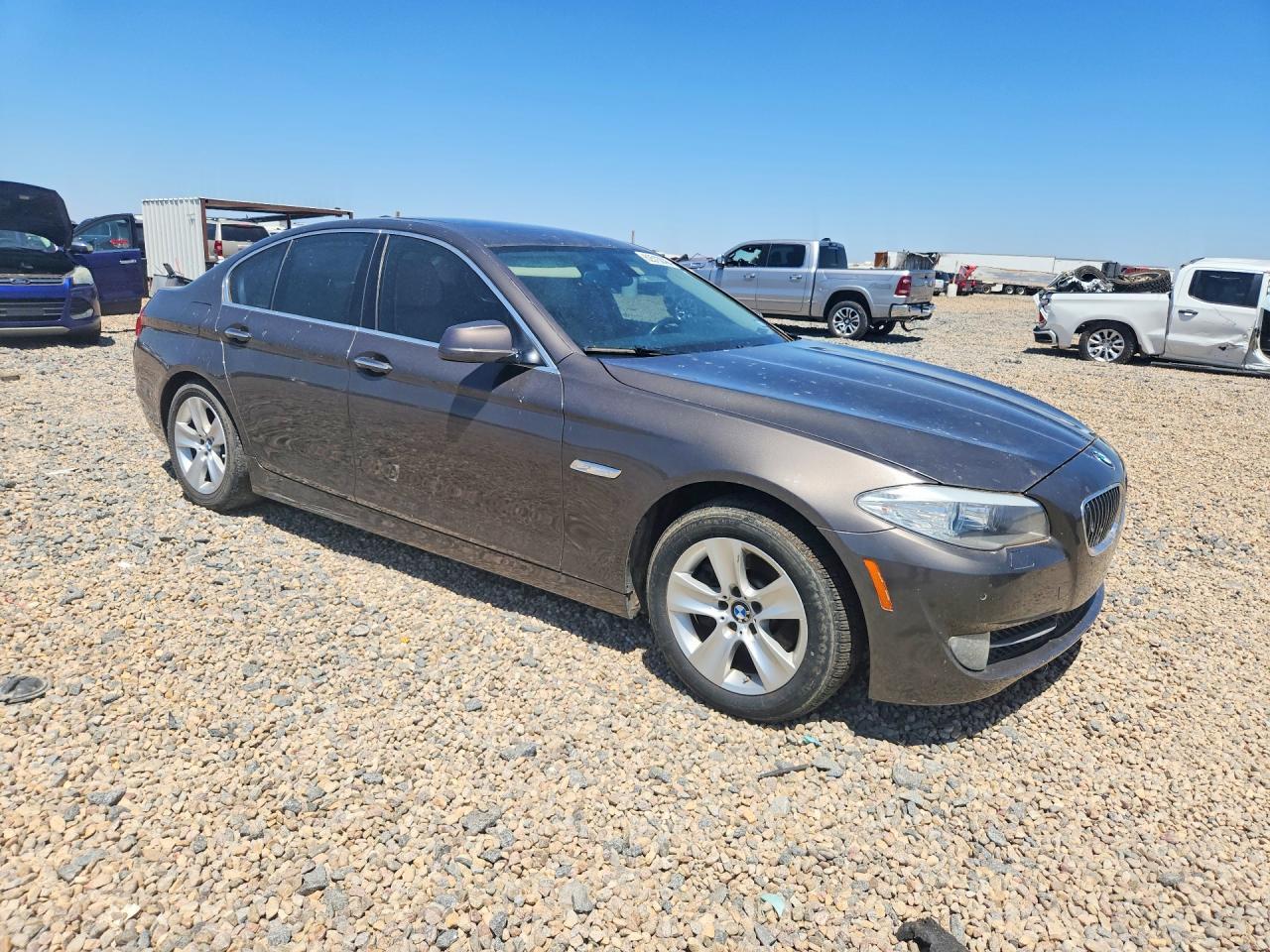 2011 BMW 528 I - Image 4