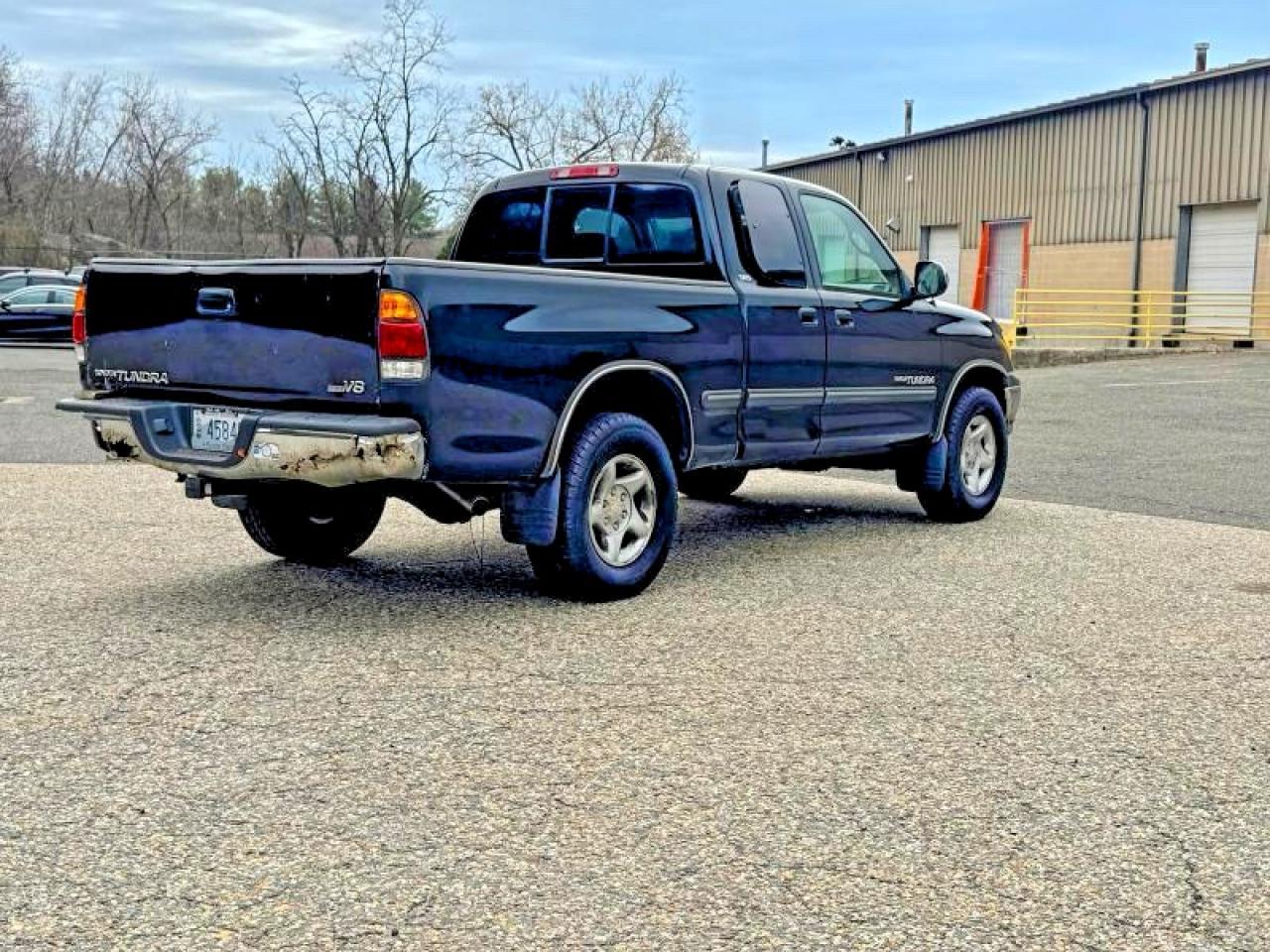 2001 Toyota Tundra Sr5 - Image 4