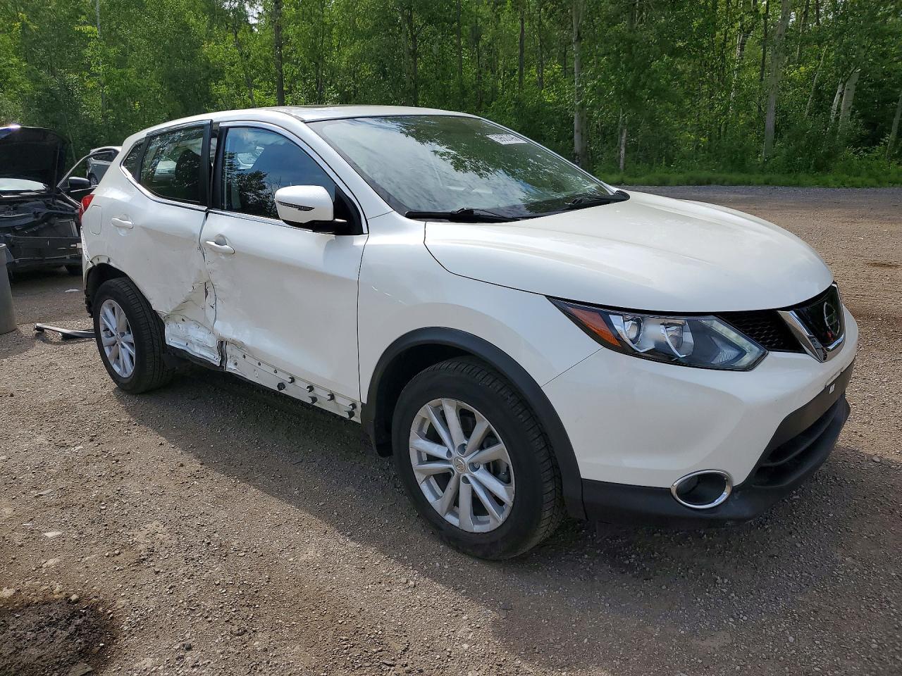 2018 Niss Qashqai Sv - Image 4