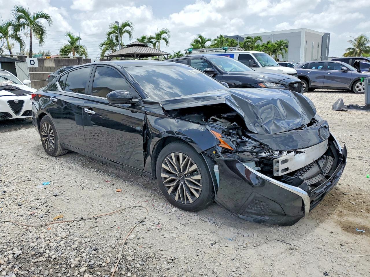 2023 Nissan Altima Sv - Фото 4