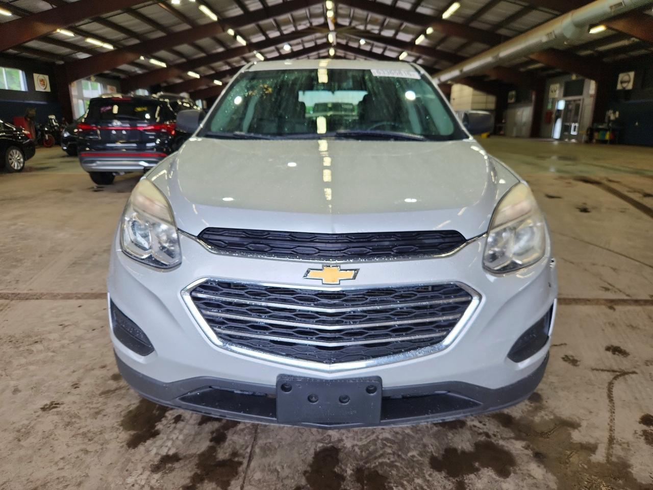 2017 Chevrolet Equinox Ls - Фото 5