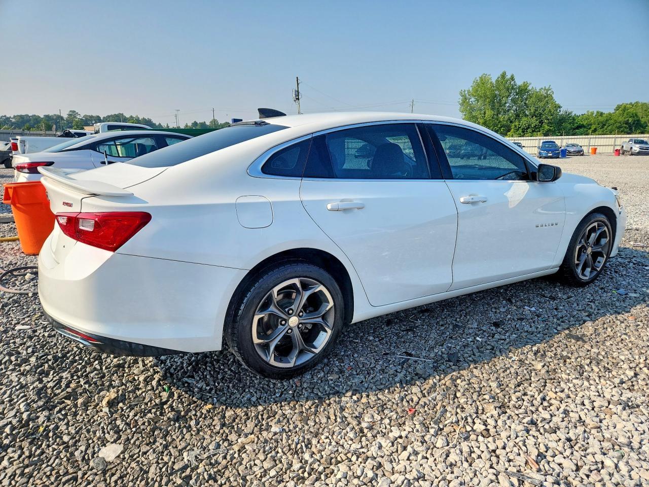 2019 Chevrolet Malibu Rs - Image 3