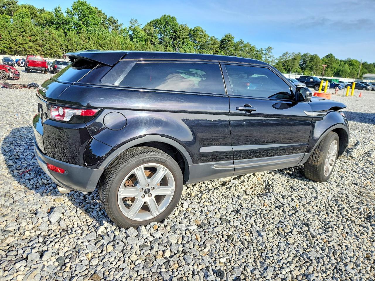 2012 Land Rover Range Rover Evoque Pure Premium - Image 3