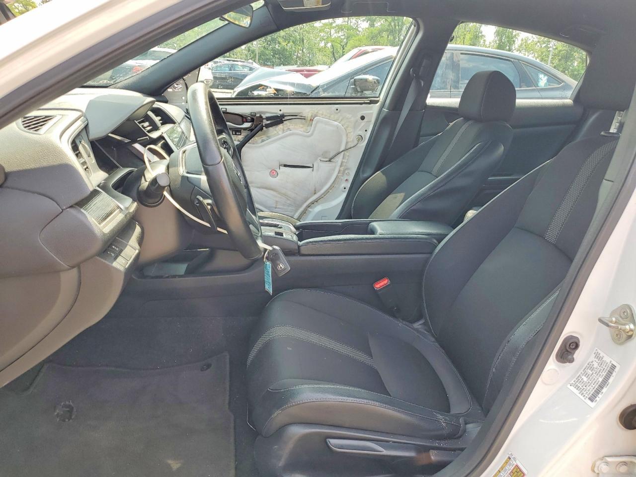 2019 Honda Civic Sport - Image 7