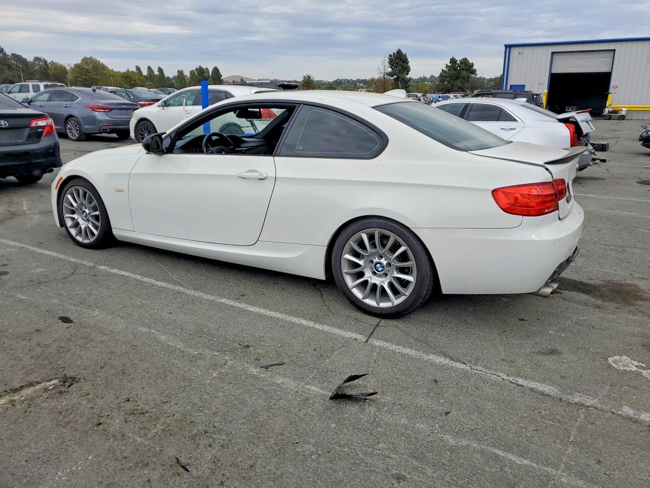 2012 BMW 328 I Sulev - Фото 2