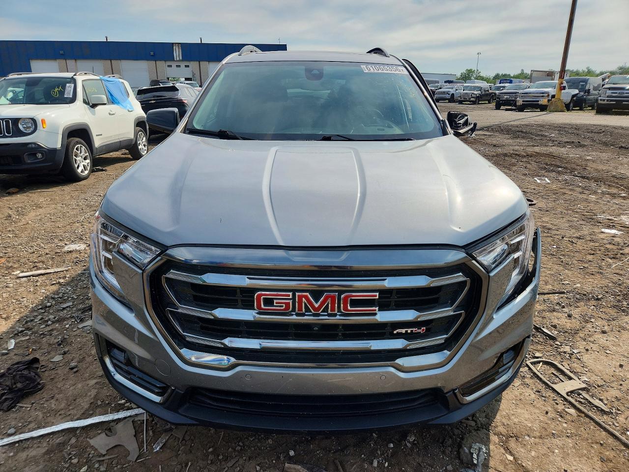 2023 GMC Terrain At4 - Фото 5
